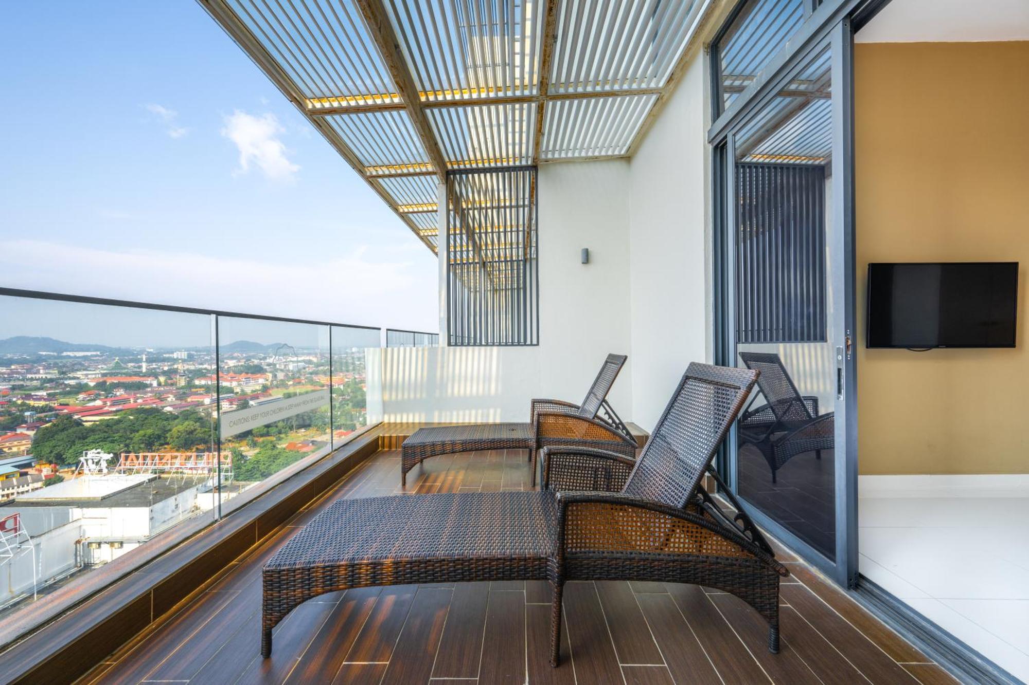 Greystone 99 Suites Malacca Esterno foto