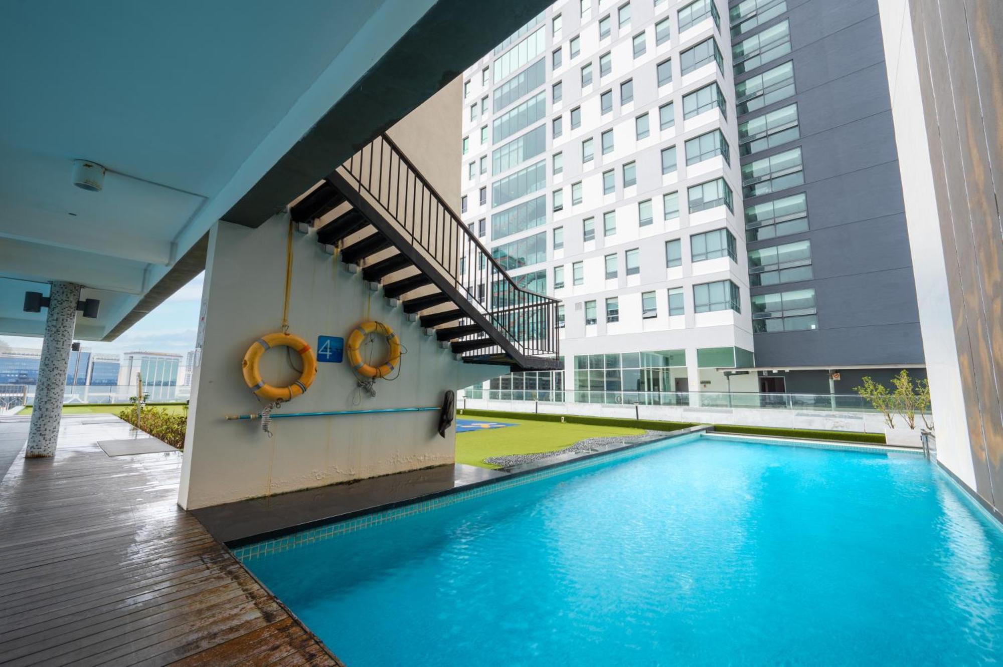 Greystone 99 Suites Malacca Esterno foto