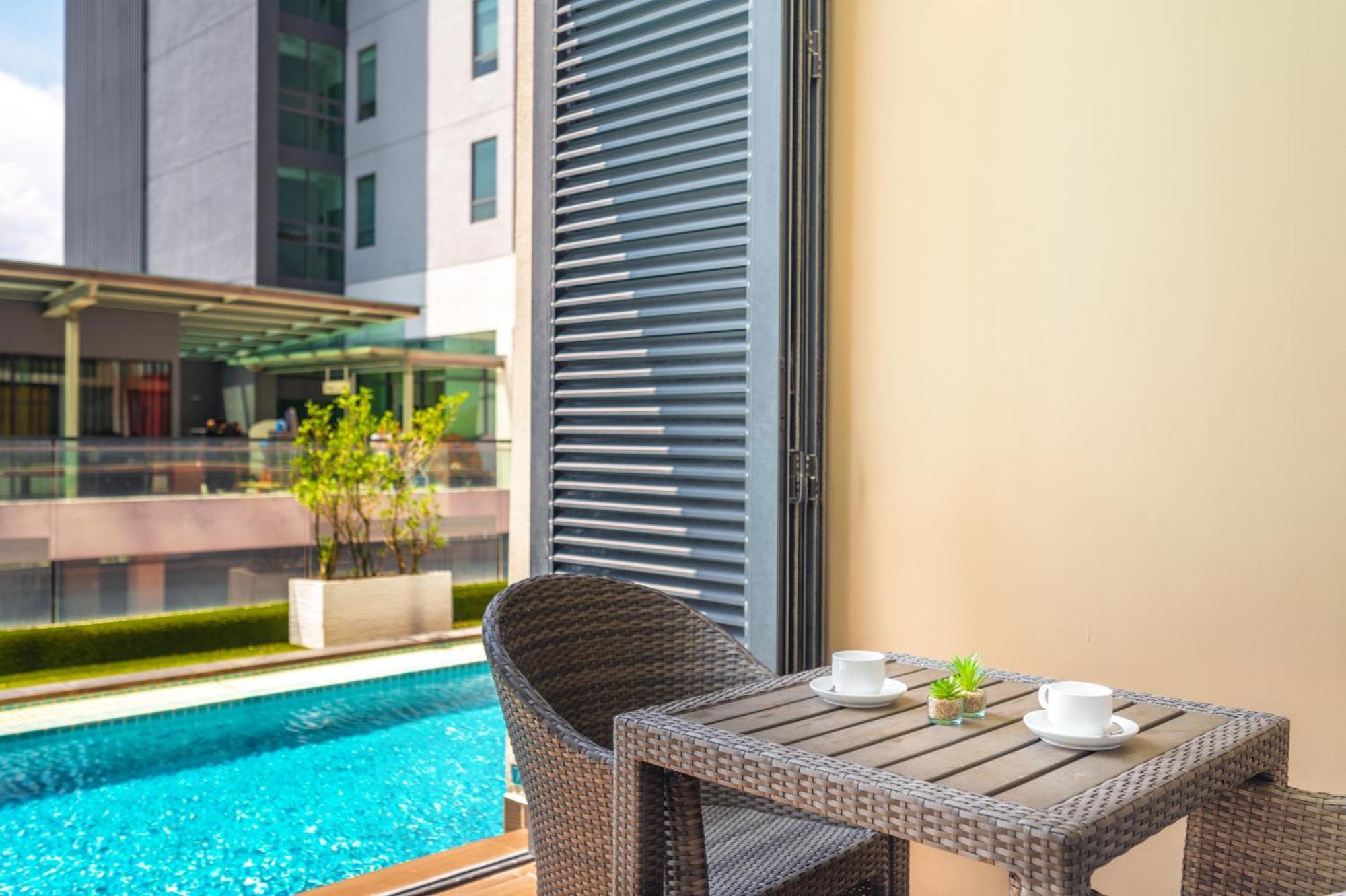 Greystone 99 Suites Malacca Esterno foto